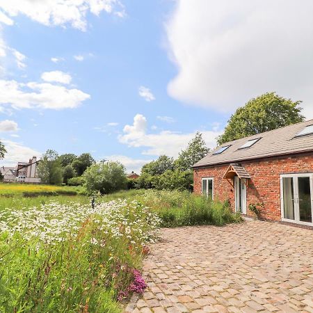 The Stables Vila Frodsham Exterior foto