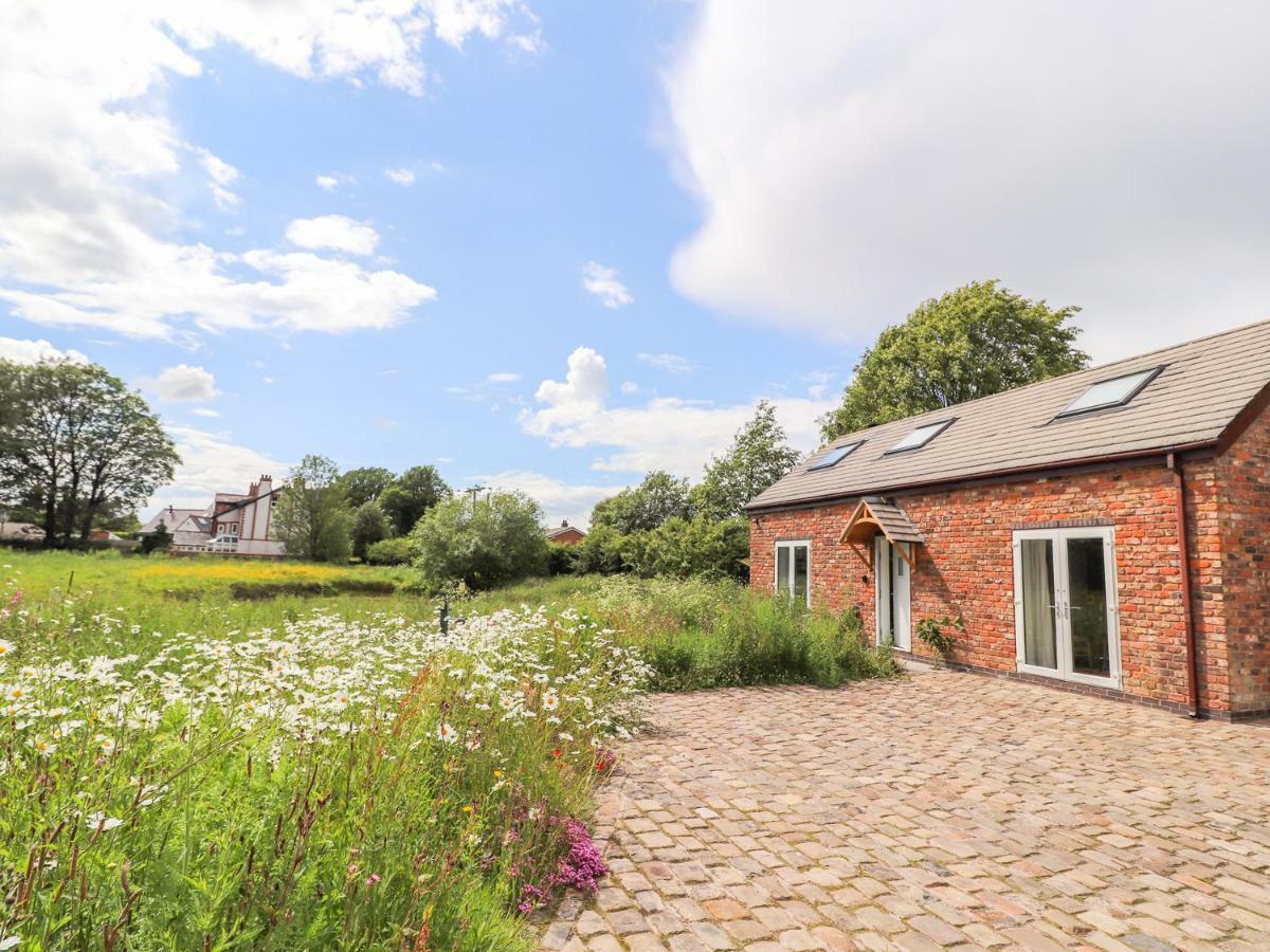 The Stables Vila Frodsham Exterior foto
