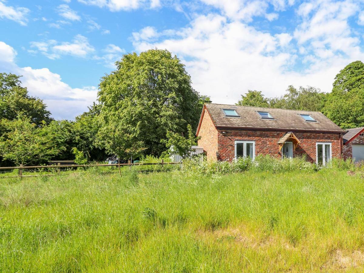 The Stables Vila Frodsham Exterior foto