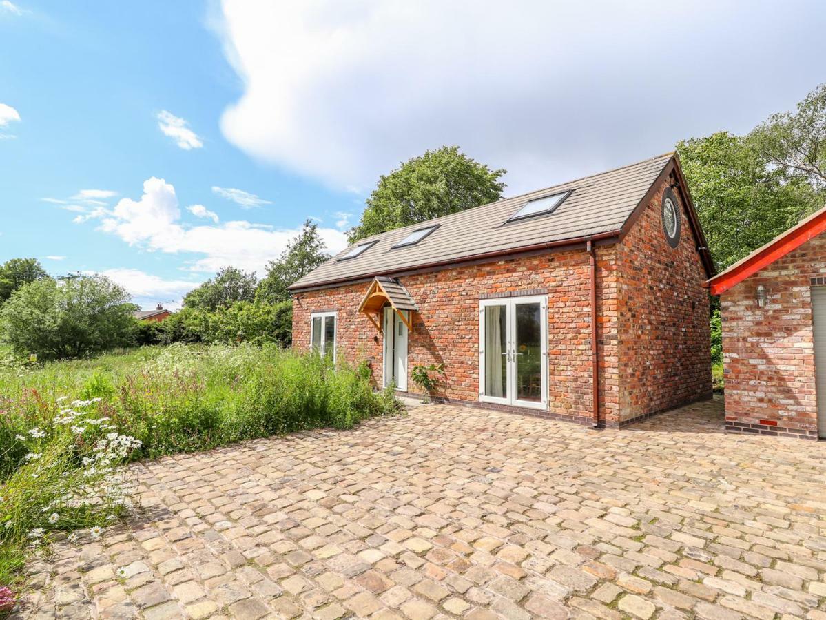The Stables Vila Frodsham Exterior foto
